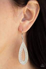 EXQUISITE EXAGGERATION WHITE EARRINGS