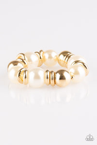 Rockin Rockefeller - Gold Pearl Bracelet