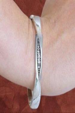 Glittering Grit - Silver Bracelet