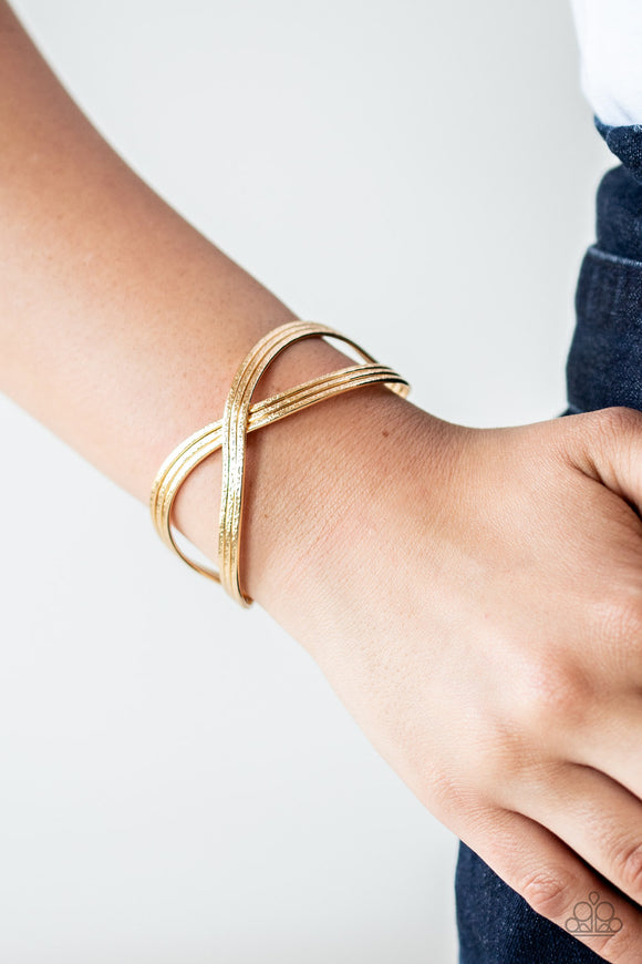 Infinitely Iridescent - Gold Bracelet